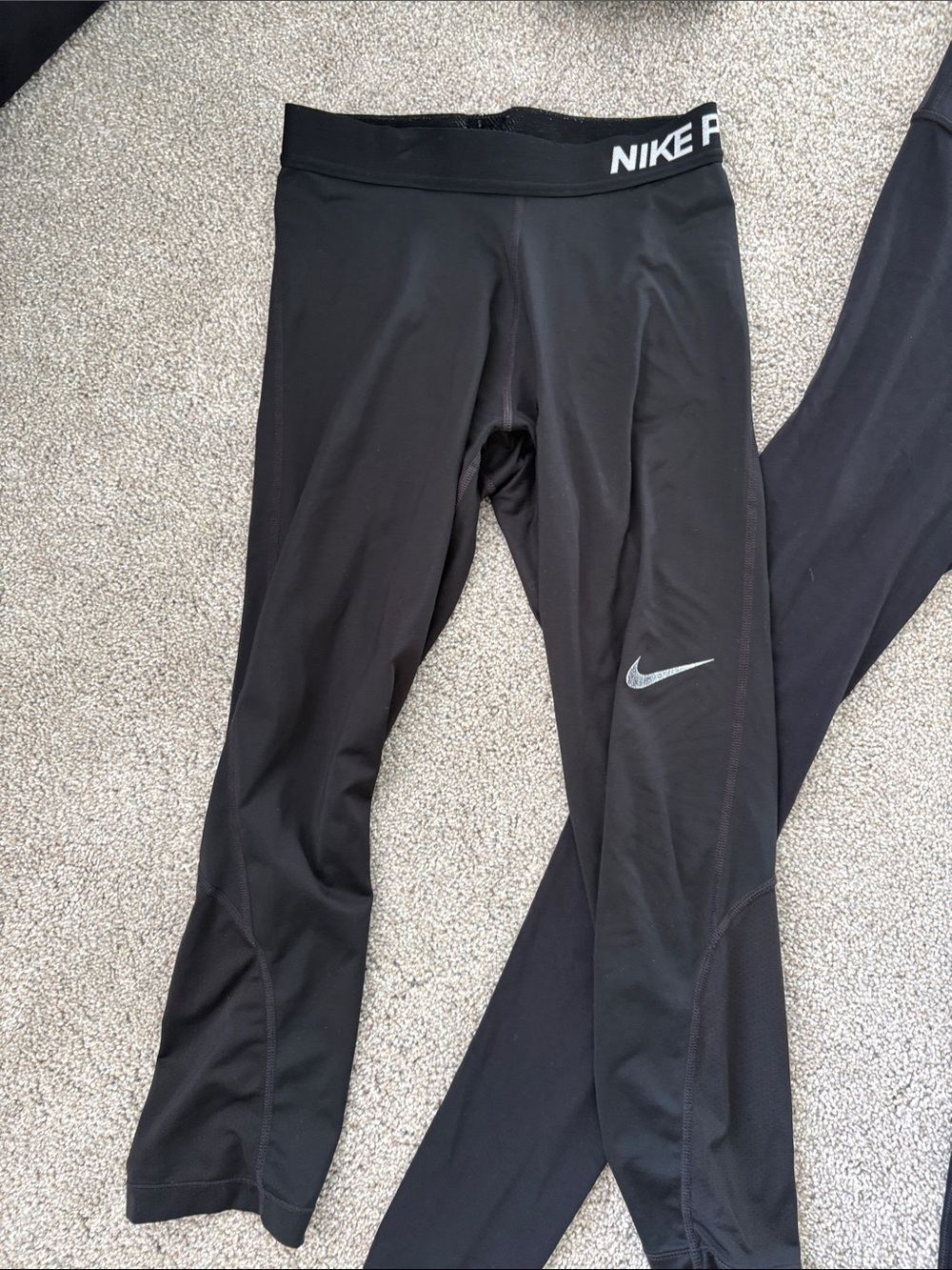 Women’s Small active clothes bundle - Picture 7 of 11